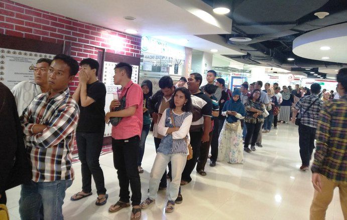 Hari Pertama Masuk Kerja, Permintaan Perpanjangan SIM Membludak   