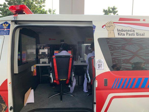 Uji Ratusan Spesimen di Jatim, Petugas Mobil Lab Covid-19 Kelelahan