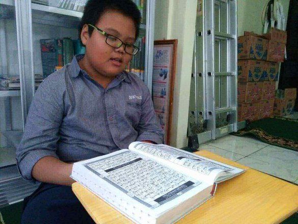 Menghafal Alquran, Cara Bara Membahagiakan Orang Tuanya