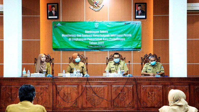 Petakan UU Keterbukaan Informasi, Diskominfo Kota Probolinggo Gelar Bimtek Monitoring