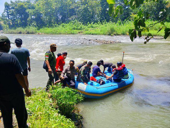 Bocah 7 Tahun di Glenmore Banyuwangi Hanyut Terseret Arus Sungai Pengondangan