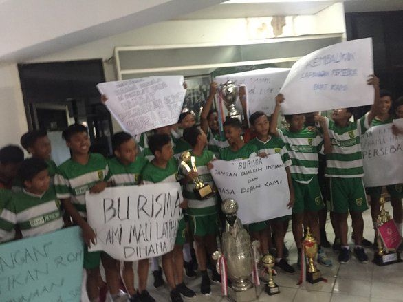 Kesiapan Pemain Persebaya U-14 Terganggu Penutupan Lapangan Karanggayam