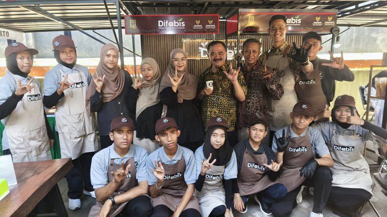 Anggota DPRD Kota Mojokerto Dukung Difabel Terus Berkarya