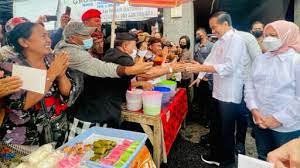 Jokowi Instruksikan Bulog Getol Tangani Kenaikan Harga Beras