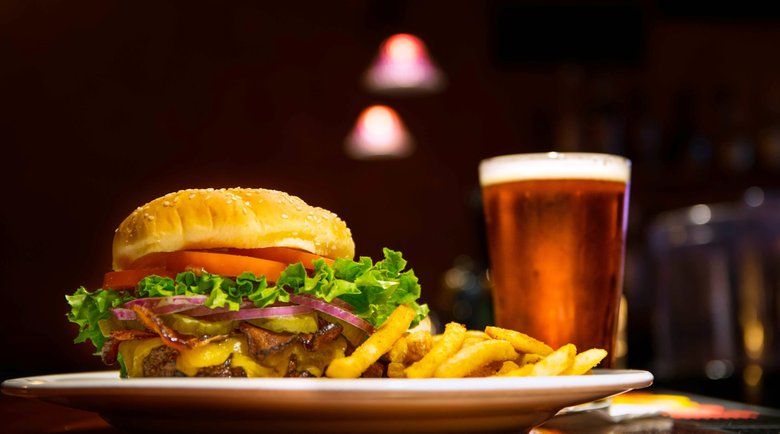 Dikaitkan dengan Demensia, <em>Fast Food</em> Picu Kerusakan Otak