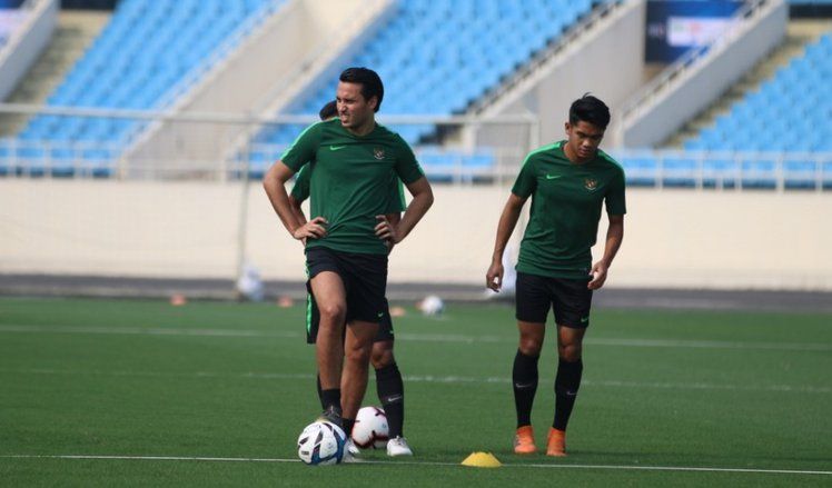 Ezra Walian Optimis Bisa Memperkuat Timnas Indonesia