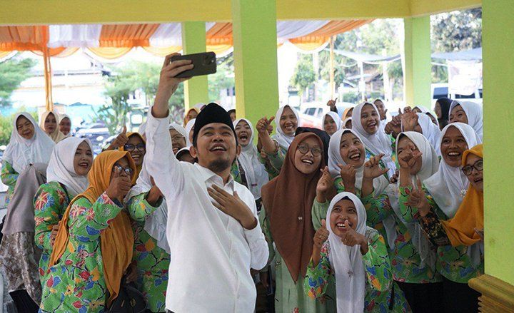 Indonesia Emas 2045, Gus Fawait: Kuncinya Sejahterakan Guru 