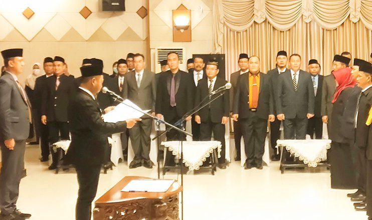 Lantik Empat Kepala OPD, Bupati Gresik Dorong Sinergitas dan Komunikatif Melewati Tantangan