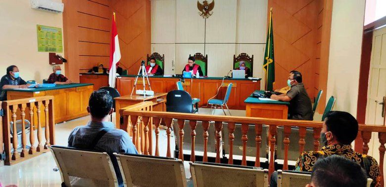 Warga Minta Plt Bupati Situbondo Hadir dalam Sidang Gugatan APBD 2021