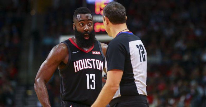 Rockets Petik Kemenangan Perdana di Kandang