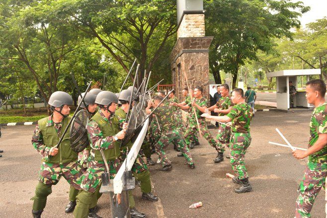 Satlinlamil Surabaya Latihan Pertahanan Pangkalan Antisipasi Teror dan Sabotase