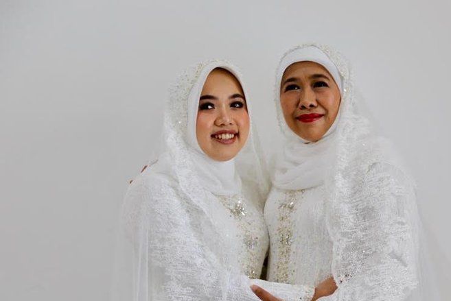 Khofifah Larang Undangan Beri Hadiah Pernikahan Putrinya