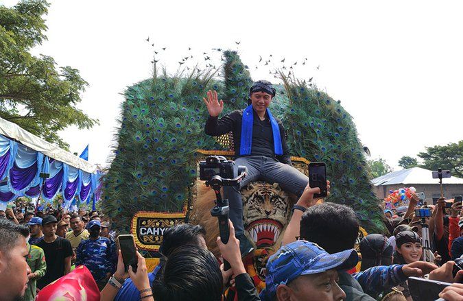 Ke Ponorogo AHY Disambati Warga Mahalnya Harga Pupuk dan Minyak