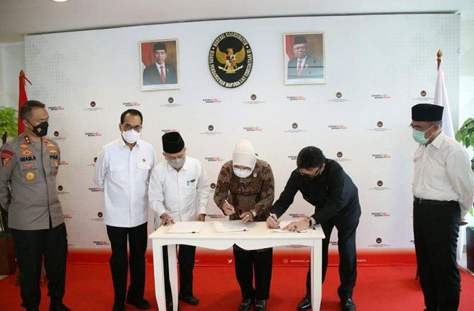 Pemerintah Pangkas Cuti Bersama 2021 Jadi 2 Hari