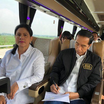 Presiden Nikmati Kuliner Lokal di Rest Area Ngawi-Kertosono