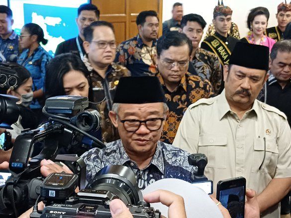 Sekolah Makin Digital, Kemendikdasmen Tambah Perangkat Belajar Jadi 3 Unit per Sekolah