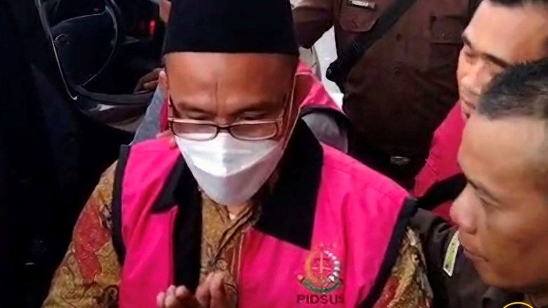 Kejari Gresik Tahan Dua Pengasuh Pesantren Tersangka Korupsi Dana Hibah Ponpes
