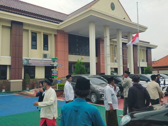 Warga Ketapang Daya Kawal Sidang di PN Sampang, Desak Hakim Jatuhkan Hukuman Maksimal