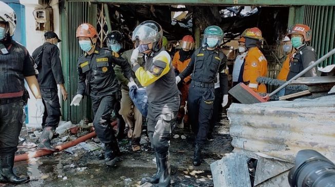 Toko Elektronik Terbakar, Lima Orang Meninggal