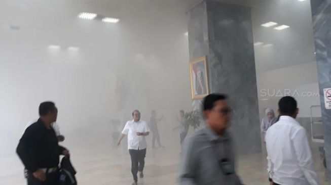 Gedung DPR RI Kebakaran