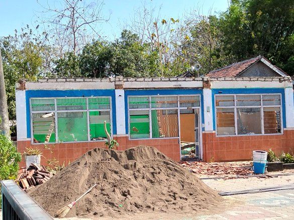 Insiden Kerja di Proyek SDN Komis I Sampang, Pelaksana Diduga Lalai Terapkan Standar K3