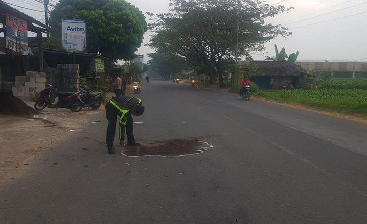 Pasutri di Mojokerto Jadi Korban Tabrak Lari