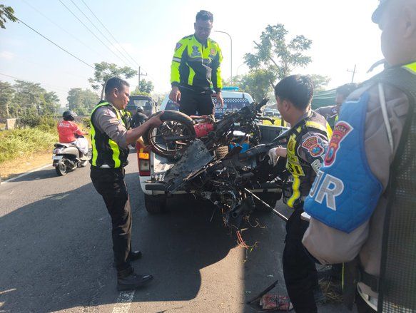 Kecelakaan Beruntun Libatkan 5 Kendaraan di Akses Suramadu Bangkalan, Dua Tewas