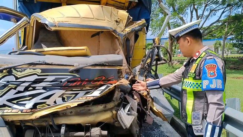 ‎Kecelakaan Maut di Tol Paspro KM 831A Diduga Dipicu Sopir Microsleep