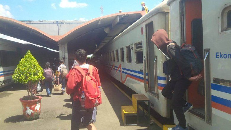 Tiket Kereta Komersial di Daop 9 Jember Masih Tersedia