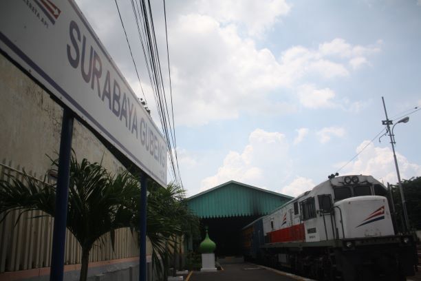 KAI Daop 8 Batalkan 21 Perjalanan KA Lokal