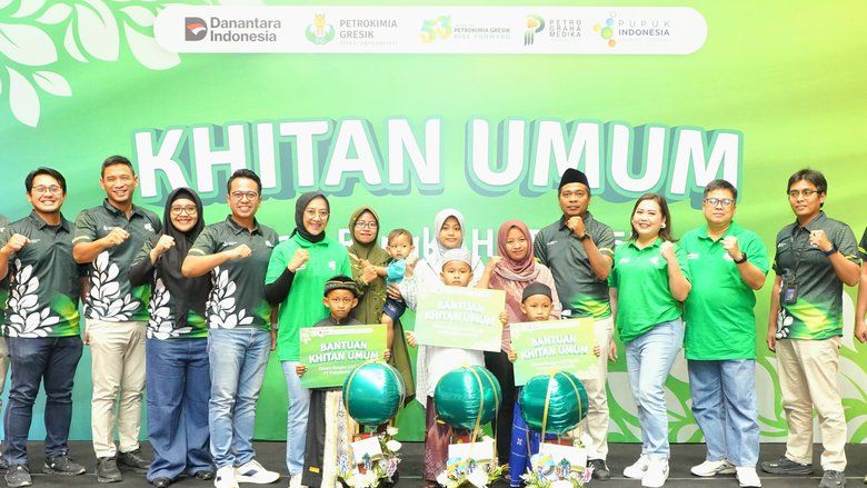 Liburan, Ratusan Anak Ikuti Khitanan Umum Gratis Petrokimia Gresik