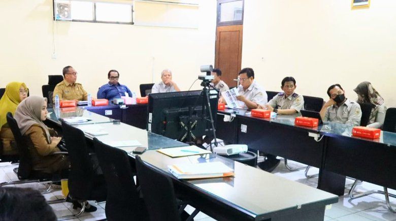 Pemkab Gresik Siapkan Pelebaran Jalan Menganti-Lakarsantri