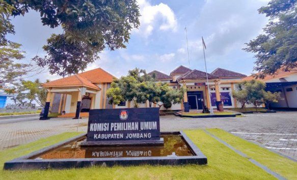 KPU Jombang Kembalikan Berkas Bacaleg Parpol Gerindra, Hanura dan PBB