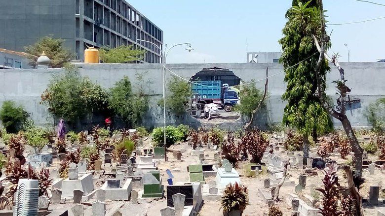 Sempat Mual, Sopir Dump Truk Meninggal Usai Tabrak Pagar Pabrik