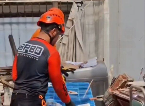 Ledakan Diduga Akibat Gas LPG di Kupang Segunting Surabaya, 12 Bangunan Rusak