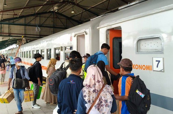 Pekan Pertama Libur Sekolah, Penumpang KA di Wilayah Daop 7 Madiun Melonjak