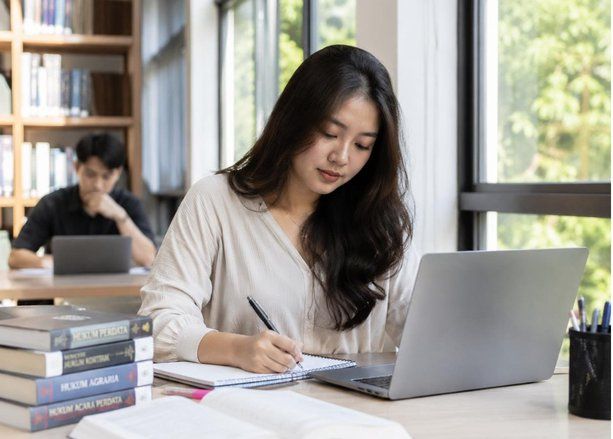 Strategi Mengatur Jadwal Kuliah Tanpa Merasa Kewalahan