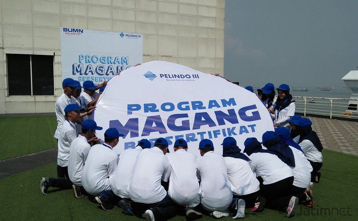 Pelindo III dan Diknas Surabaya Terbitkan Sertifikat Mahasiswa Magang
