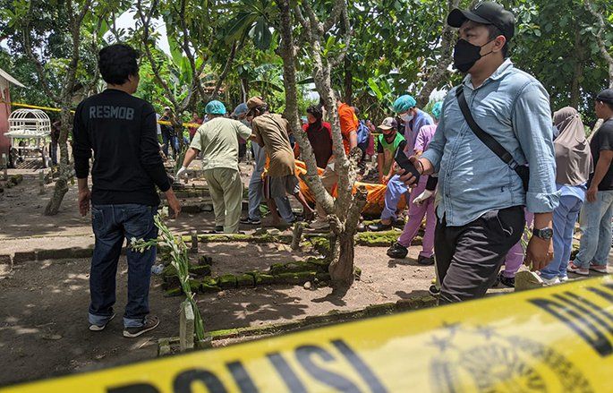 Diduga Dianiaya Senior, Makam Taruna Politeknik Pelayaran Surabaya asal Mojokerto Dibongkar