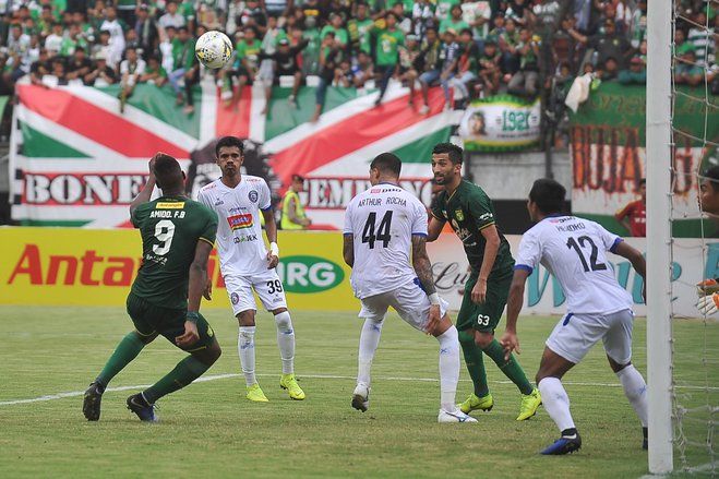 Persebaya Antisipasi Absennya Dzalilov dan Balde Lawan Madura United