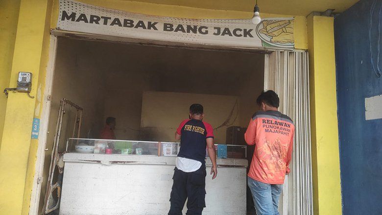 Gas LPG Didugga Meledak, Dua Pekerja Outlet Martabak di Kota Mojokerto Alami Luka Bakar