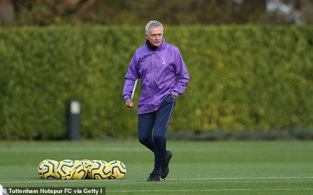 Sihir Jose Mourinho Ditakuti West Ham