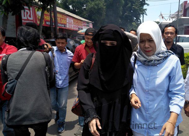 Safeea Rayakan Ultah Sederhana Bareng Ahmad Dhani