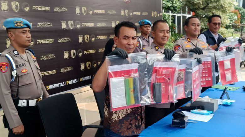 Polres Gresik Ungkap Jaringan Narkoba Madura-Gresik, 209 Gram Sabu Disita
