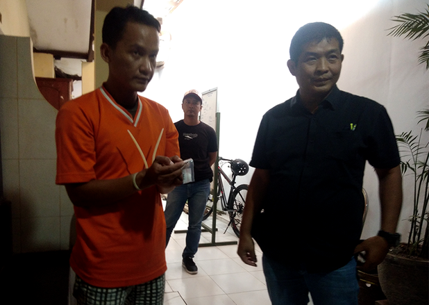 Jenguk Teman di Dalam Tahanan, Warga Mojokerto Justru&nbsp;Ditangkap Polisi