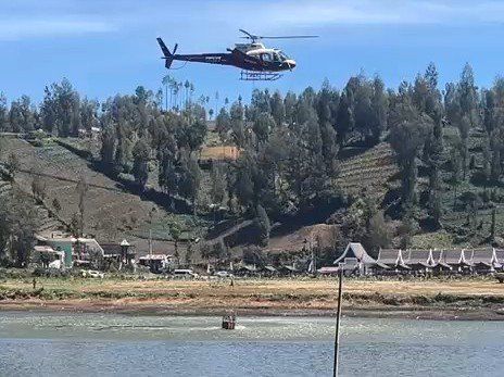 Kebakaran TNBTS Belum Padam, Tiga Helikopter Dikerahkan untuk Water Bombing