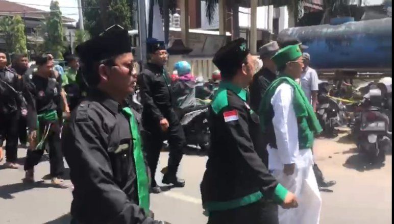 Pesilat NU Sampaikan Pernyataan Sikap di Polres Jember, Bela Gus Muwafiq