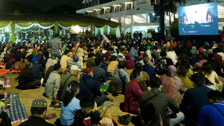 Dalang Muda dan Tiga Dalang Cilik Meriahkan Pagelaran Wayang Kulit di SOR Tri Dharma Gresik