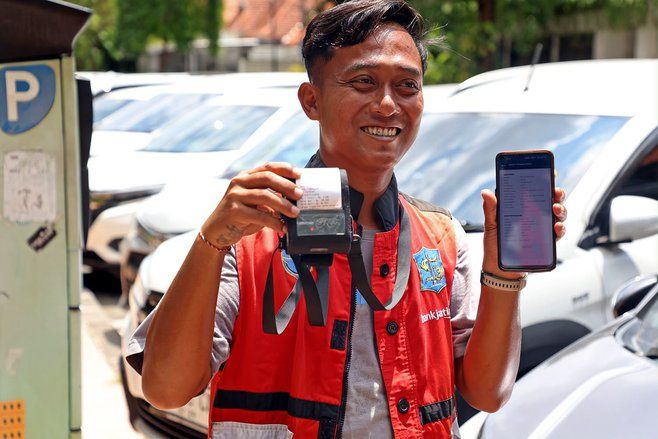 Peringati Hari Jadi Kota Surabaya, Naik Bus Hingga Parkir Cuma Rp 733,-
