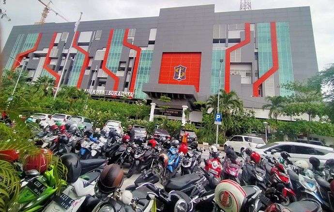<strong>Cegah Kebocoran PAD, Dishub Surabaya Imbau Masyarakat Minta Karcis ke Jukir</strong>